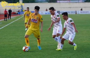 Thanh Hóa vs Hải Phòng (Ảnh: VPF)