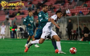 York United dù có phong độ không mấy ổn định vẫn được đánh giá cao hơn Valour